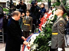 Путин и президентский полк. Фото КП.