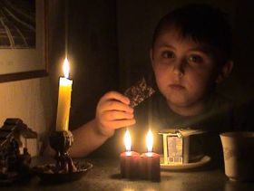 Освещение свечой. Фото: с сайта fotki.yandex.ru 