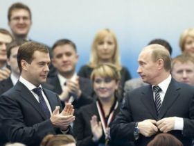 Владимир Путин и Дмитрий Медведев. Фото с сайта newliveportal.com