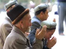 Уйгуры. Фото с сайта newsru.com
