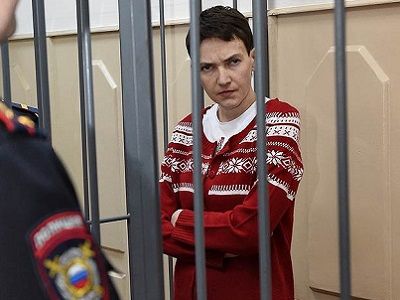 Надежда Савченко в суде, 2015 г. Источник - kommersant.ru