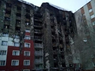 Пожар в жилом доме на ул. Олимпийской в Тюмени. Фото: ИА "Тюменская линия"