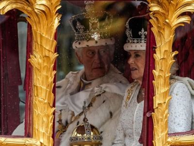 Король Карл III и королева Камилла после коронации, 6.05.23. Фото: AP