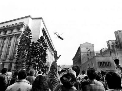 Бегство Чаушеску из здания ЦК в Бухаресте, 22.12.1989. Фото: rarehistoricalphotos.com